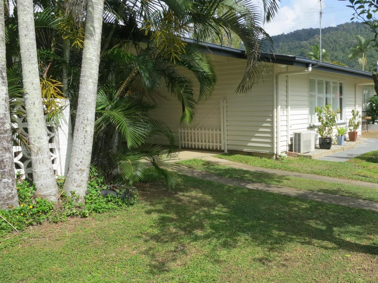 Edge Hill Clean & Green Cairns, 7 Minutes From The Airport, 7 Minutes To Cairns Cbd & Reef Fleet Terminal 外观 照片