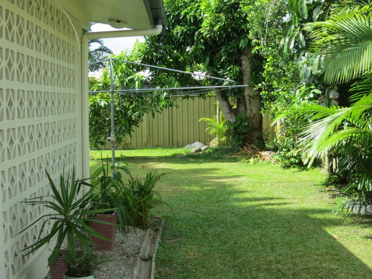 Edge Hill Clean & Green Cairns, 7 Minutes From The Airport, 7 Minutes To Cairns Cbd & Reef Fleet Terminal 外观 照片